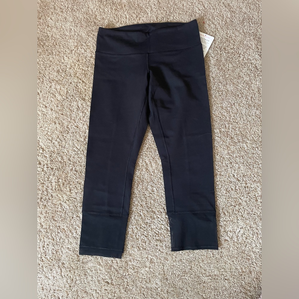 Lululemon wunder under crop leggings with mesh legs